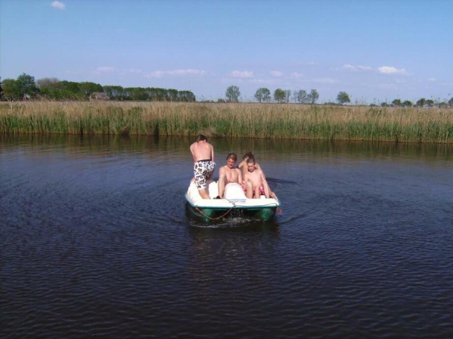 Photo of Others in Feerwerd
