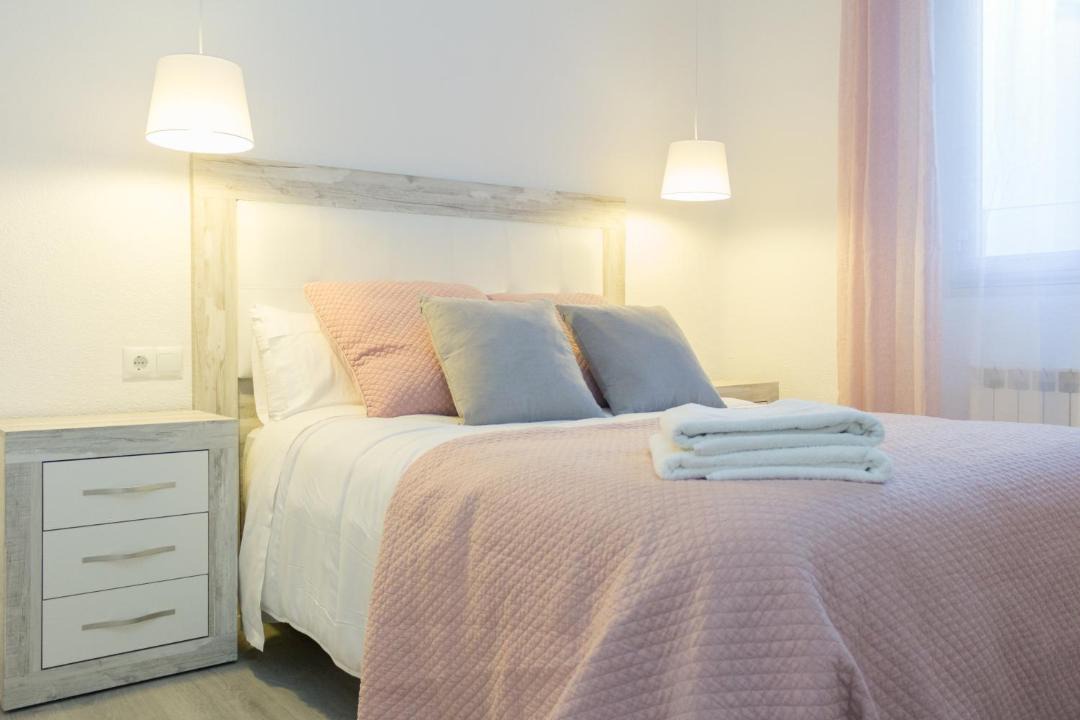 Photo of Bedroom in Logrono City Centre