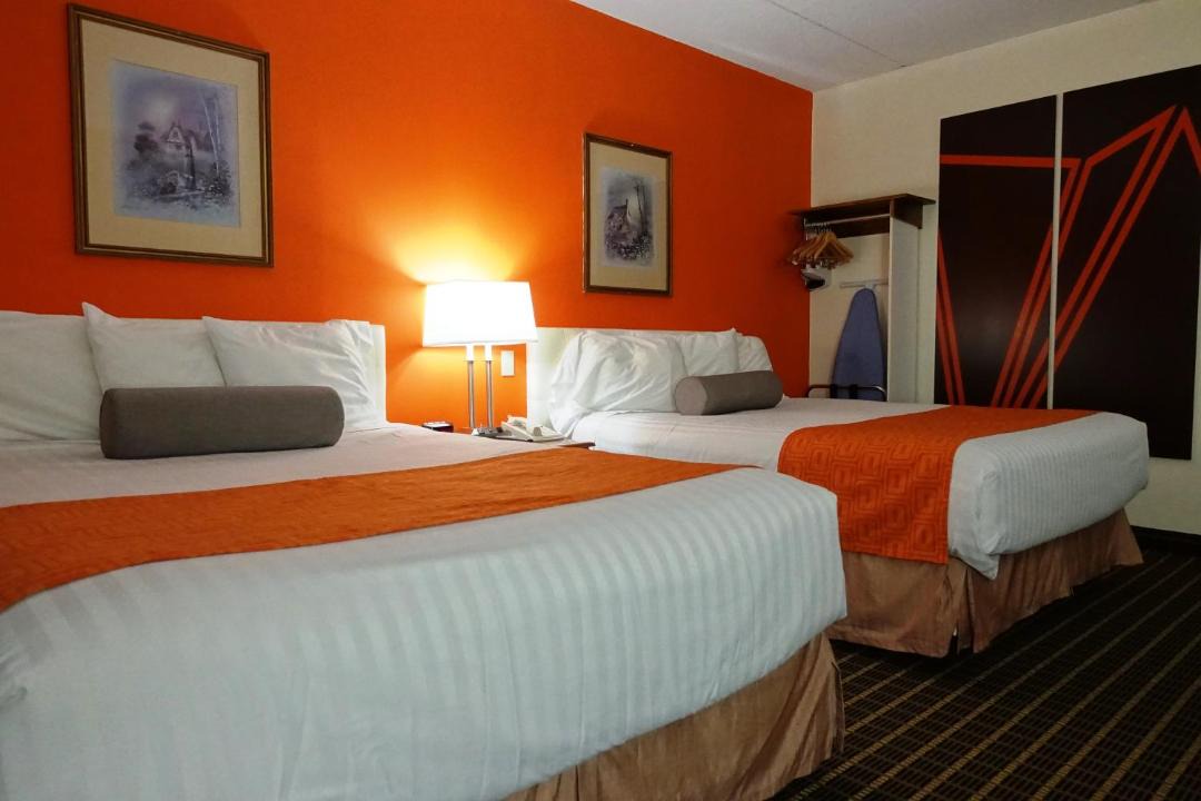 Photo of Bedroom in Tillsonburg
