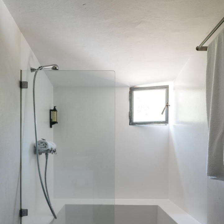 Photo of Bathroom in Odemira