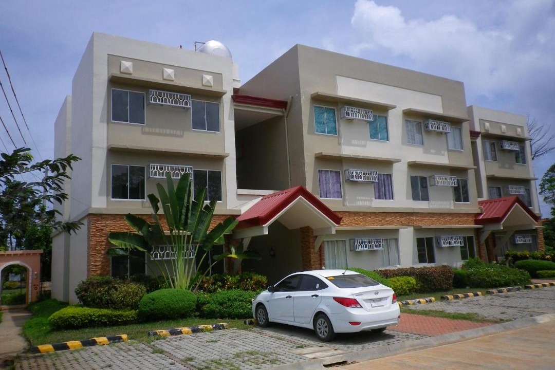Photo of Buildings in Puerto Princesa City Centre