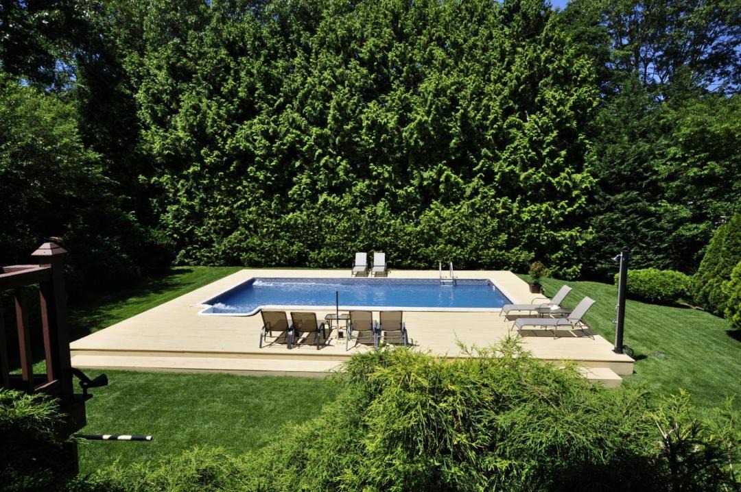Photo of Others in Hampton Bays