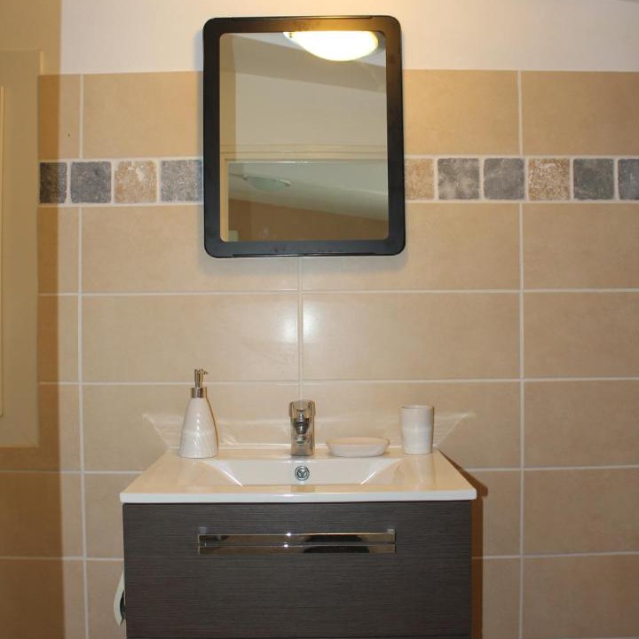 Photo of Bathroom in Arles
