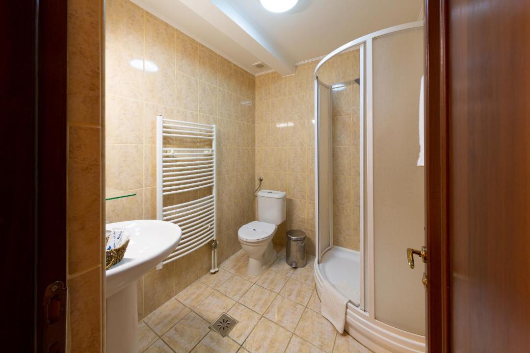 Photo of Bathroom in Tirgu Jiu
