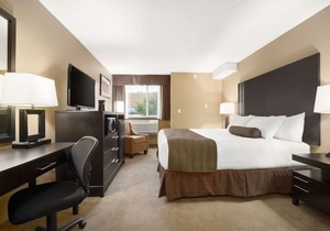 Days Inn by Wyndham Calgary Northwest