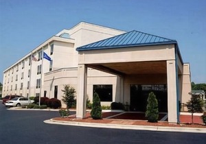 Holiday Inn Express Greensboro-I-40 at Wendover, an Ihg Hotel