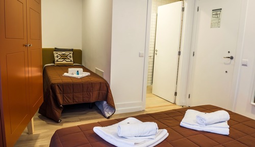 Triple Room (Ramalho)
