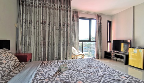 Deluxe Room, Balcony