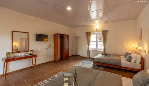 Quad Room