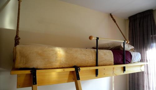 Deluxe Double Room with Balcony and Shared Bathroom