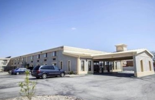 Bloomington Hotel | Quality Inn & Suites Bloomington University Area
