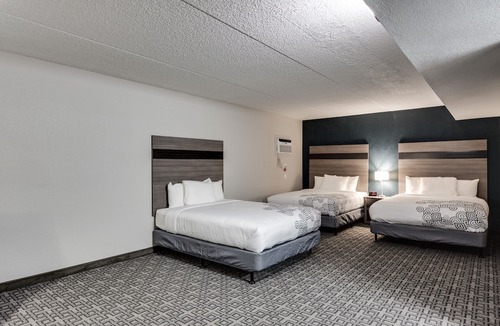 Spokane Hotel | Days Inn & Suites by Wyndham Spokane