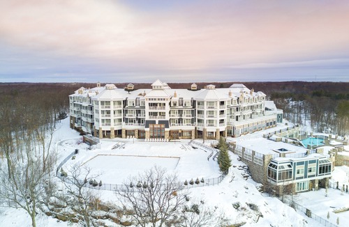 Minett Hotel | JW Marriott the Rosseau Muskoka Resort & Spa