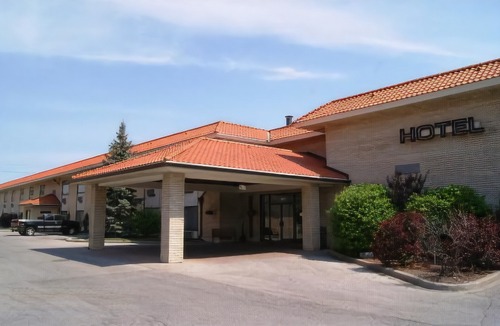 Windsor Hotel | Howard Johnson Plaza by Wyndham Windsor