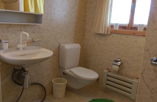 Bivio House | Detached house on the river within walking distance of the village and ski lifts