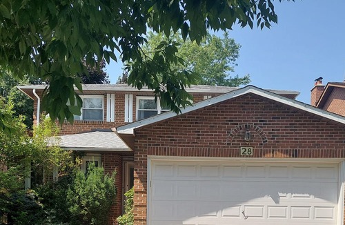 Markham House | Cozy Full Basement in a nice area, separate entry