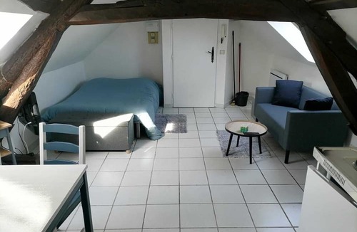 Puiseaux Apartment | Studio Cosy à Puiseaux, Idéal Escapade Campagne, Forêt à Proximité