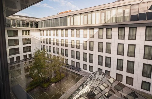 The Hague Center House | Where Every Stay is An Experience! 3 Spacious Units, Pet-friendly Property!