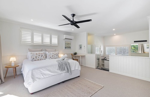 Cooroibah House | NEW | feature packed haven on 2 acres; swim up bar pool, fire pit, games room