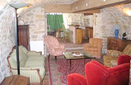 Saint-Alban-sous-Sampzon House | Maison de 2 chambres avec piscine partagee jardin clos et wifi a Grospierres