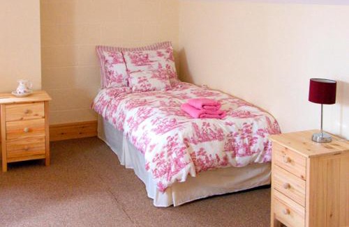 Cauldon Low House | Bottomhouse Barn
